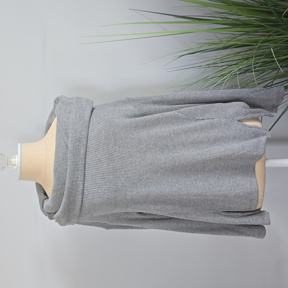 Shore Off The Shoulder Sweater in Gray
